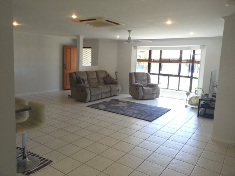 59 Royal Sands Blv, Bucasia QLD 4750