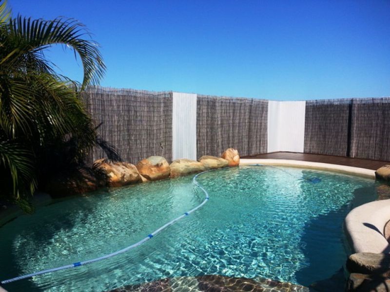 21 Douglas Crescent, Rural View QLD 4740