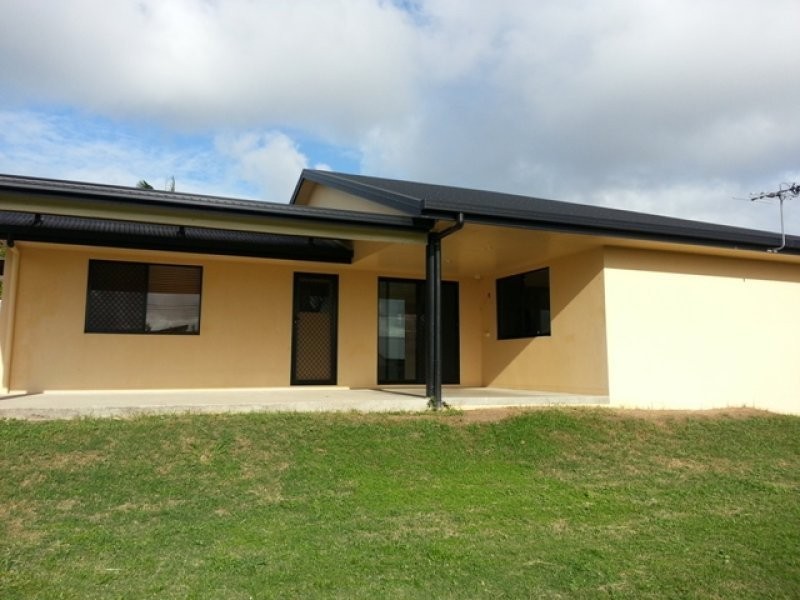 10 Seacove Court, Eimeo QLD 4740