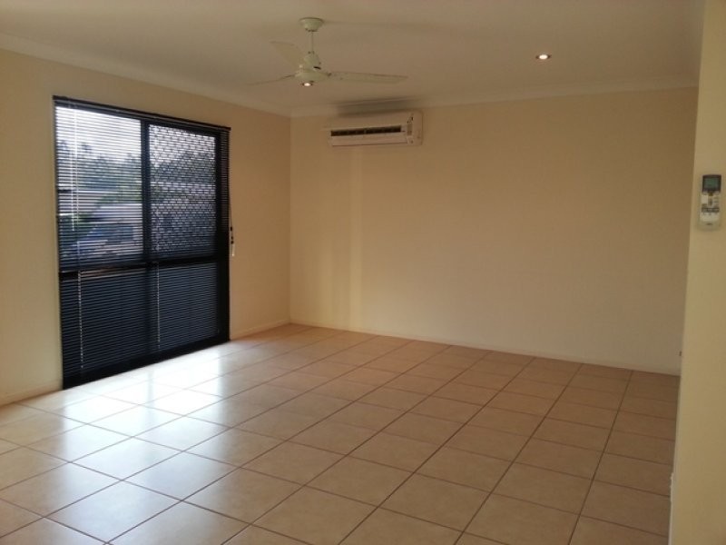 10 Seacove Court, Eimeo QLD 4740