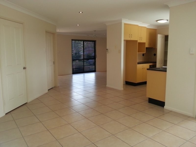 10 Seacove Court, Eimeo QLD 4740
