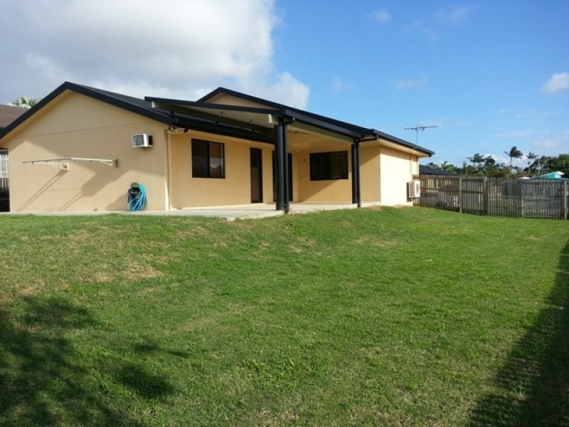 10 Seacove Court, Eimeo QLD 4740