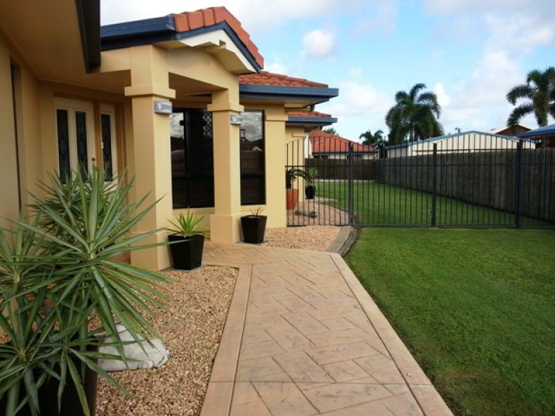 6 Bonsai Court, Glenella QLD 4740