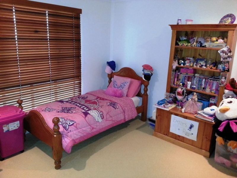 6 Bonsai Court, Glenella QLD 4740