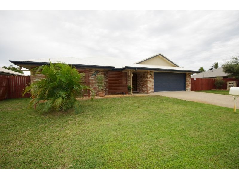 34 Dolphin Drive, Bucasia QLD 4750