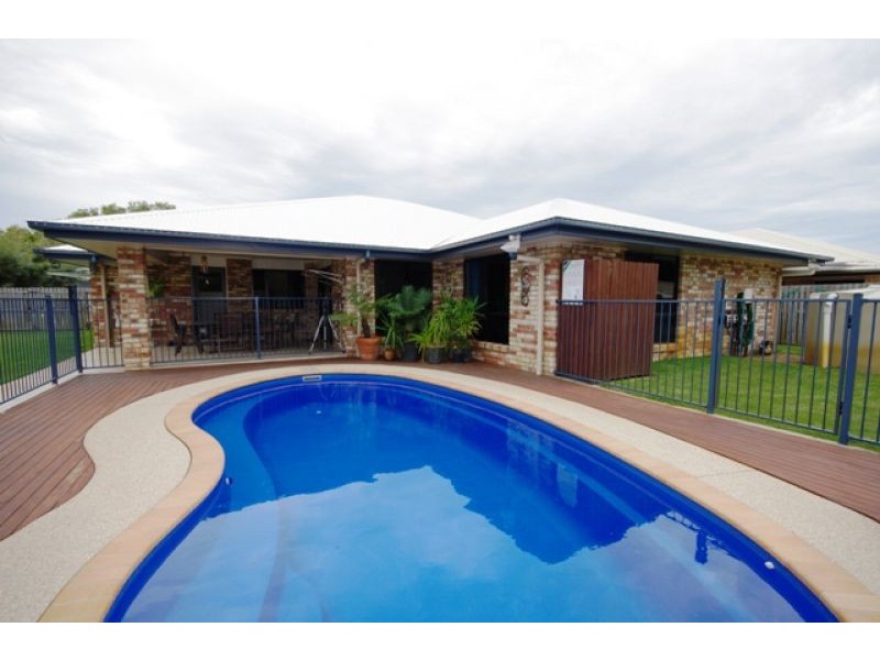 34 Dolphin Drive, Bucasia QLD 4750