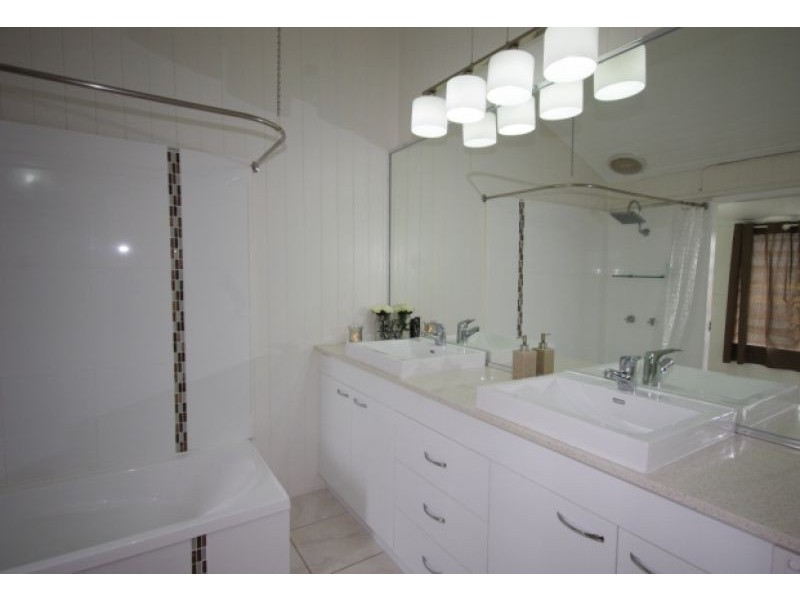 13 Griffin Street, Mackay QLD 4740