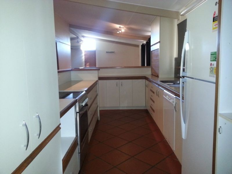 25 Van Eldik Avenue, Andergrove QLD 4740