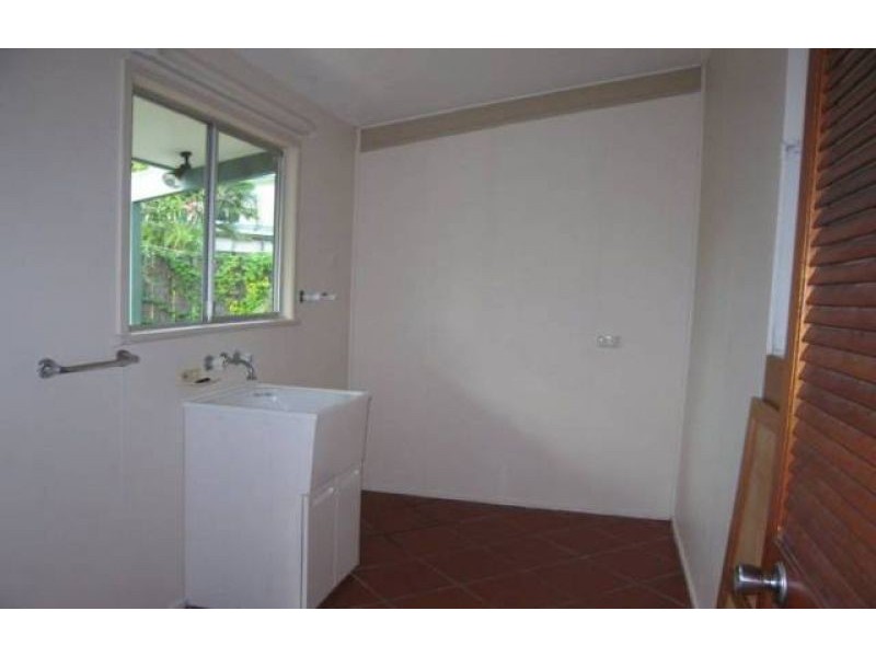 25 Van Eldik Avenue, Andergrove QLD 4740