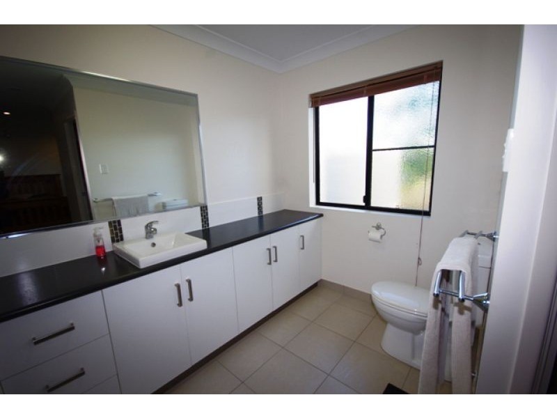 11 College Court, North Mackay QLD 4740