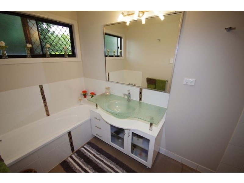 23 Michelle Crescent, Bucasia QLD 4750