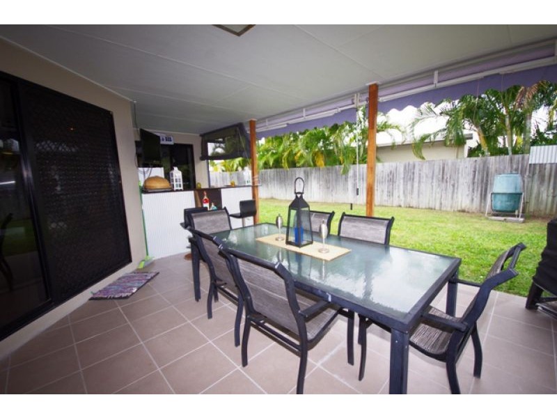 23 Michelle Crescent, Bucasia QLD 4750