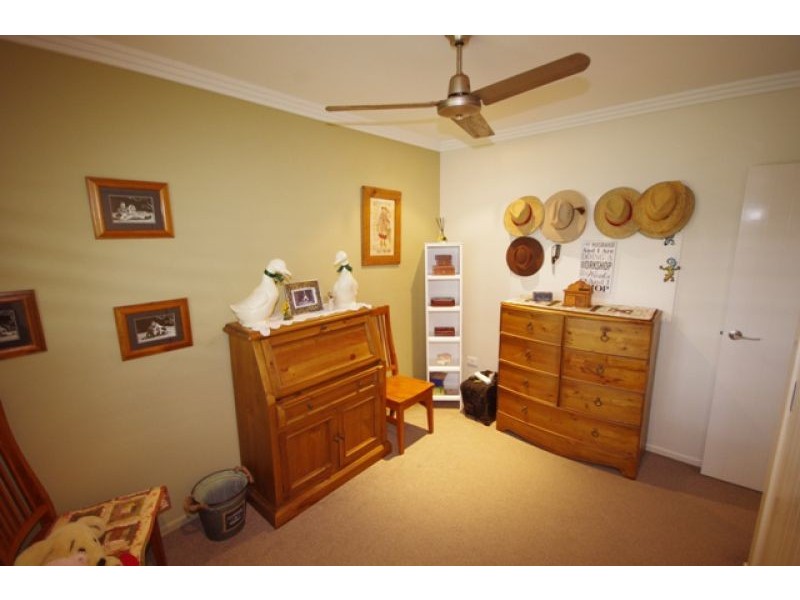 23 Michelle Crescent, Bucasia QLD 4750
