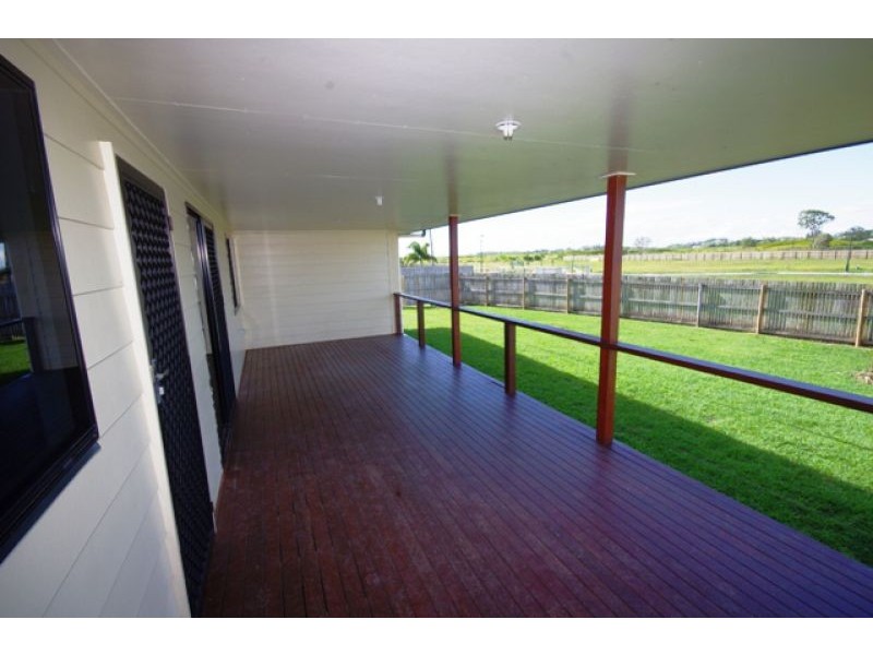 26 Avalon Drive, Rural View QLD 4740