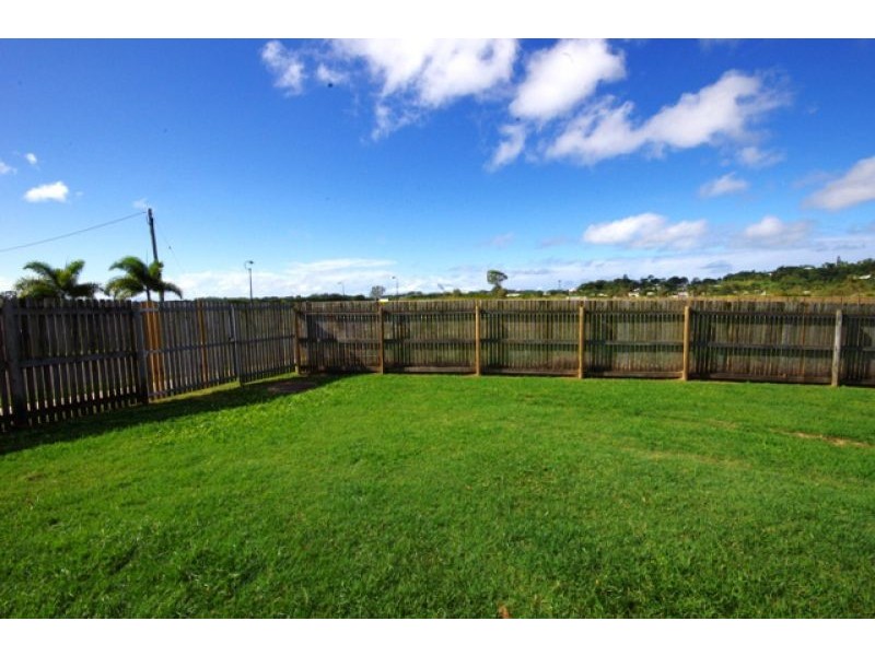 26 Avalon Drive, Rural View QLD 4740