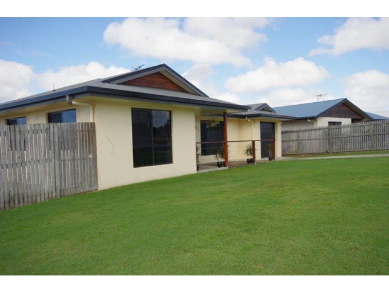 26 Avalon Drive, Rural View QLD 4740