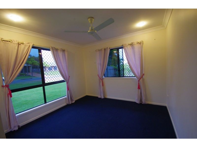 26 Avalon Drive, Rural View QLD 4740