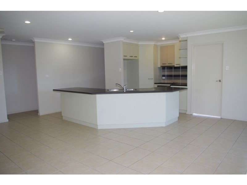 5 Lance Street, Bucasia QLD 4750