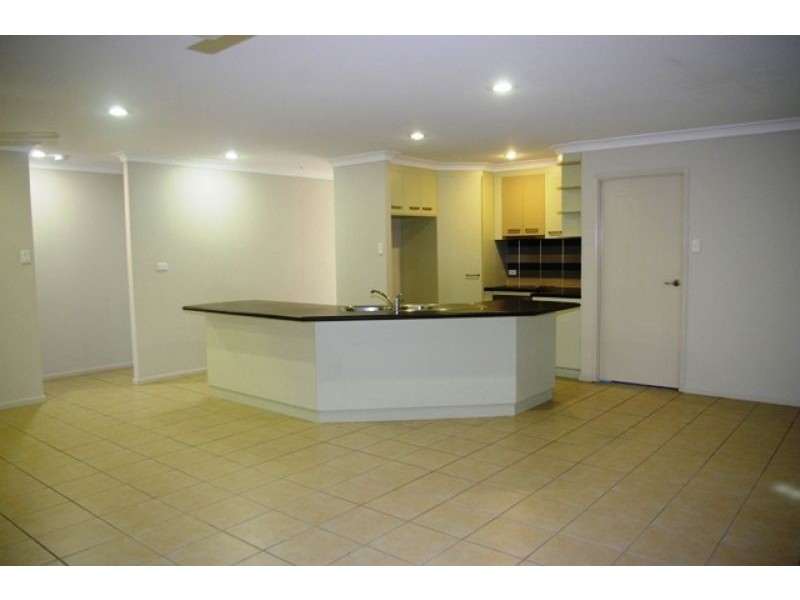 5 Lance Street, Bucasia QLD 4750