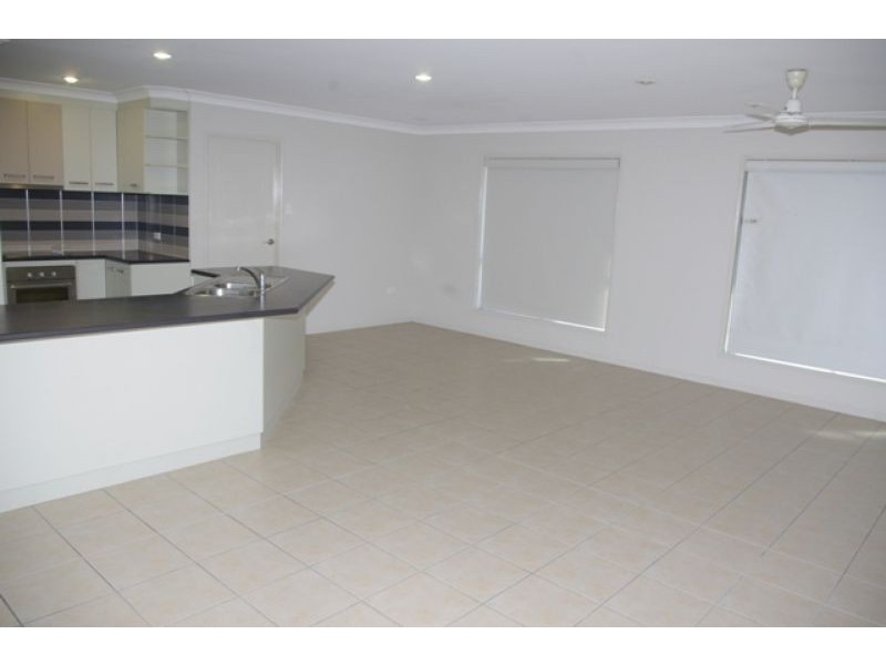 5 Lance Street, Bucasia QLD 4750
