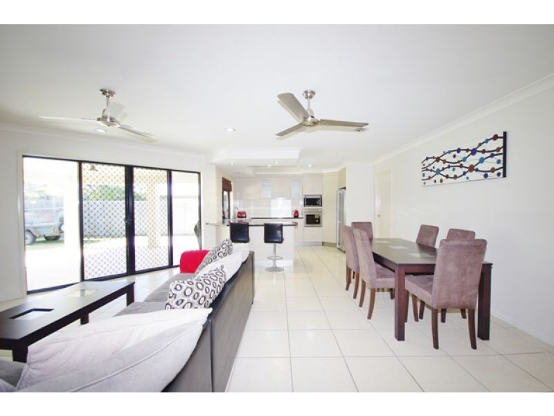 84 Dianella Drive, Glenella QLD 4740