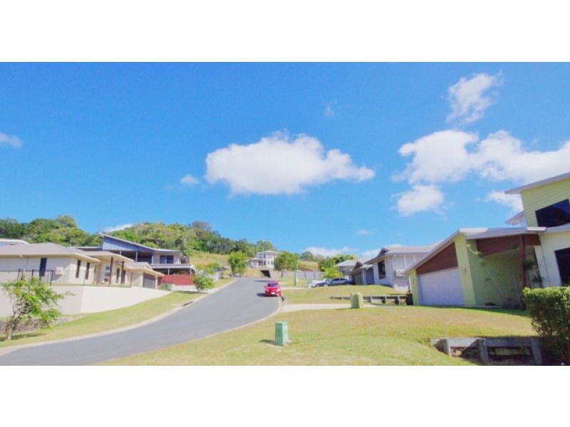 84 Dianella Drive, Glenella QLD 4740