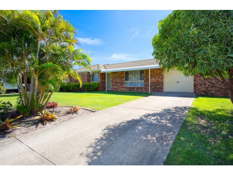19 Brookes Crescent, Woorim QLD 4507