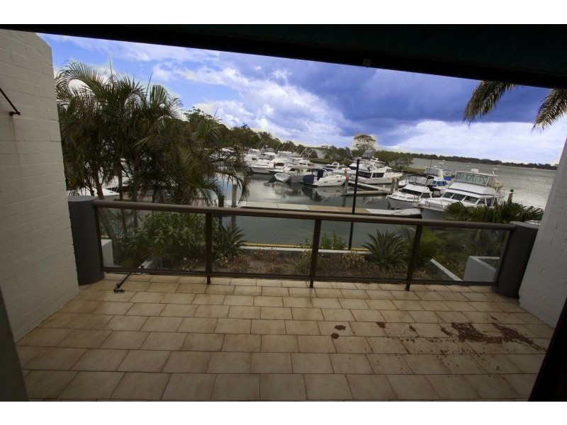 Sandstone Point QLD 4511