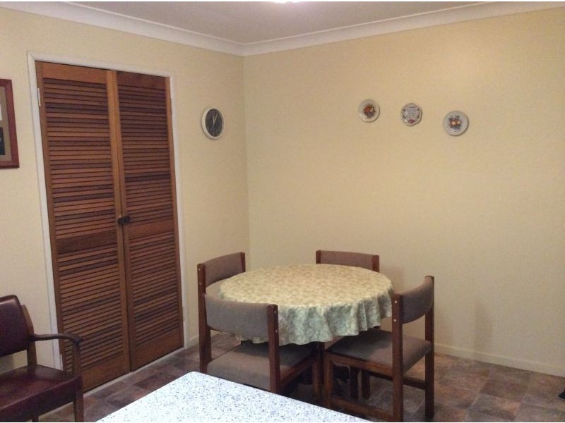 8 Paradise Parade, Bongaree QLD 4507