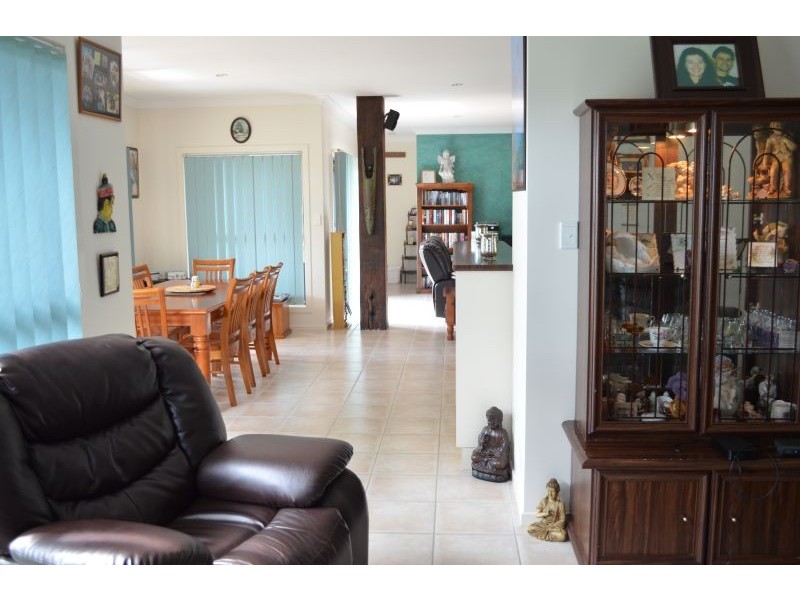 1 Swordfish Place, Banksia Beach QLD 4507