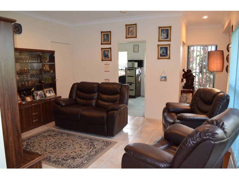 1 Swordfish Place, Banksia Beach QLD 4507