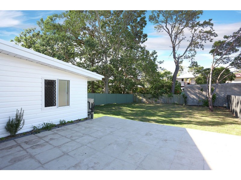 15 Winnett Street, Woorim QLD 4507