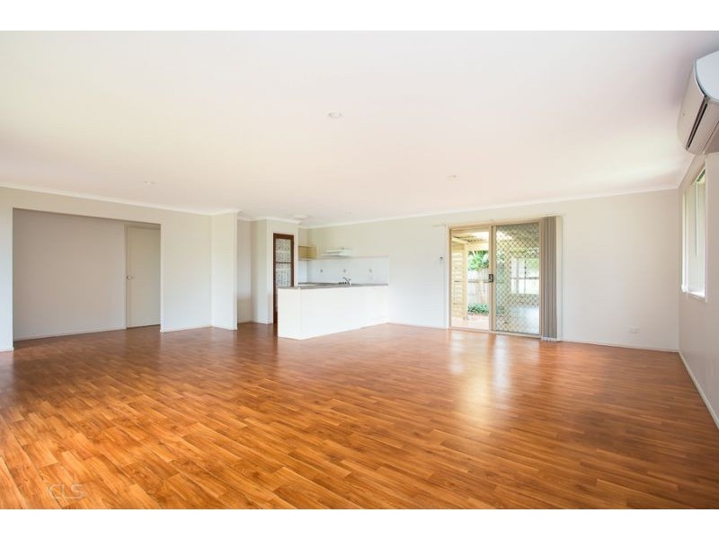 Sandstone Point QLD 4511