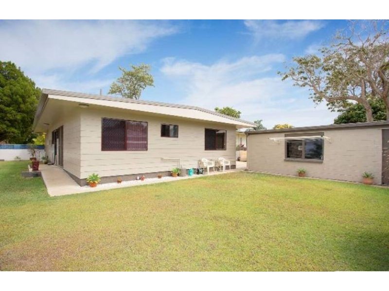 23 Gidya Street, Bongaree QLD 4507