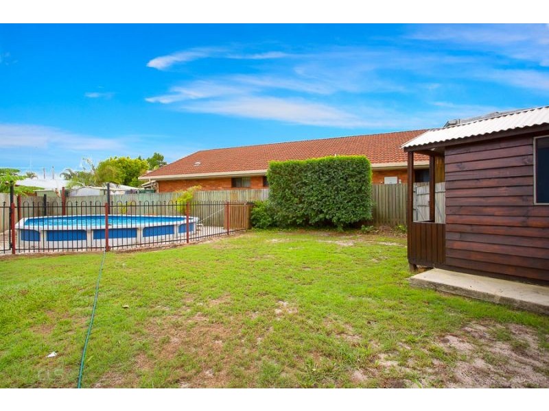 22 Cassia Avenue, Banksia Beach QLD 4507