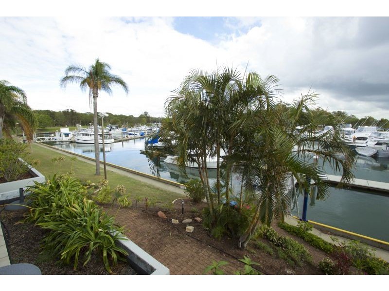 Sandstone Point QLD 4511