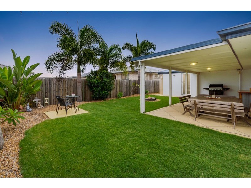 2 Harmony Avenue, Bongaree QLD 4507