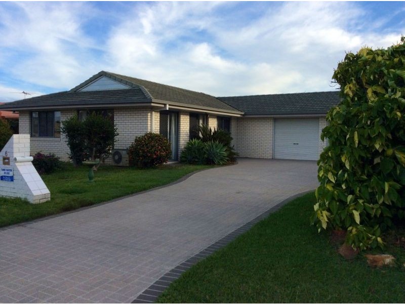 6 Burrawong Ave, Bongaree QLD 4507