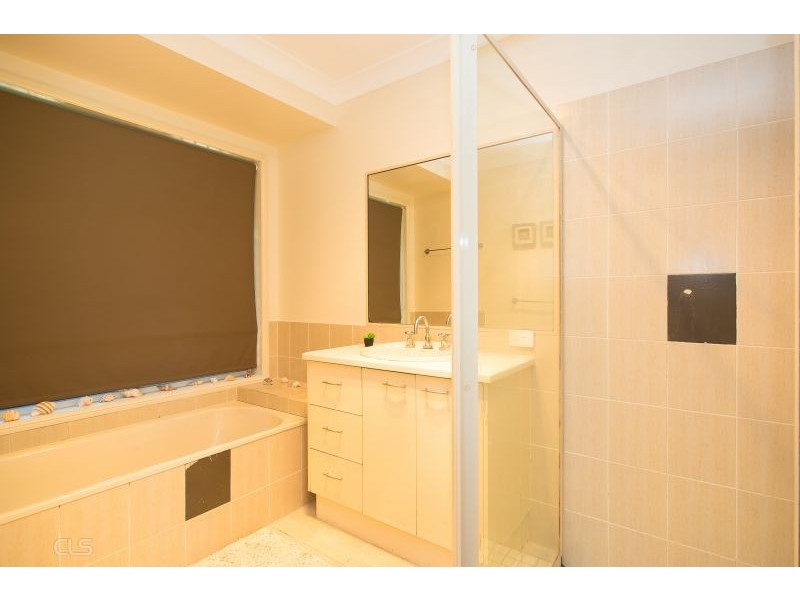 1 Woods Court, Woorim QLD 4507