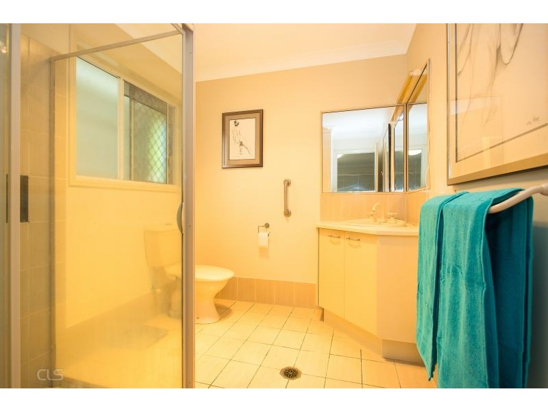 1 Woods Court, Woorim QLD 4507