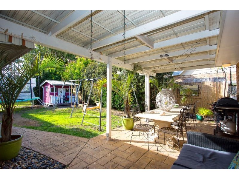 1 Woods Court, Woorim QLD 4507