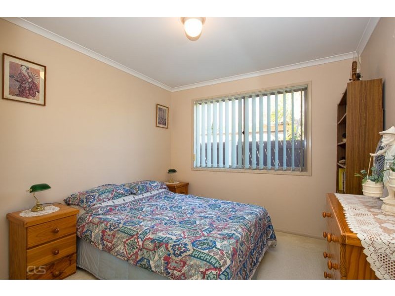 17 Castaway Ct, Banksia Beach QLD 4507