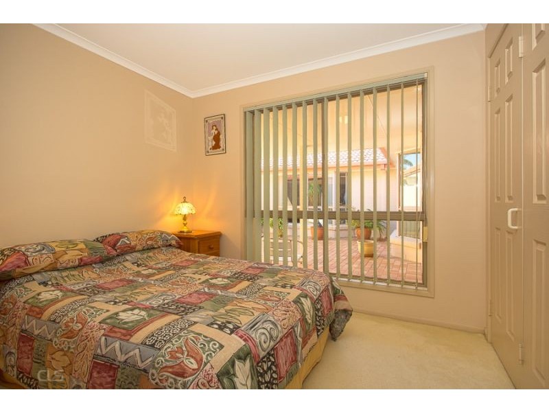 17 Castaway Ct, Banksia Beach QLD 4507