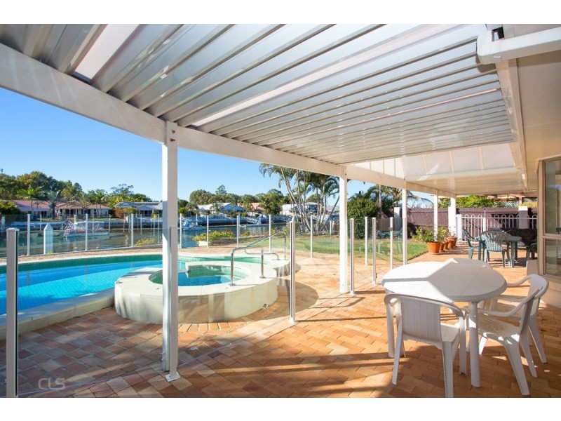 17 Castaway Ct, Banksia Beach QLD 4507