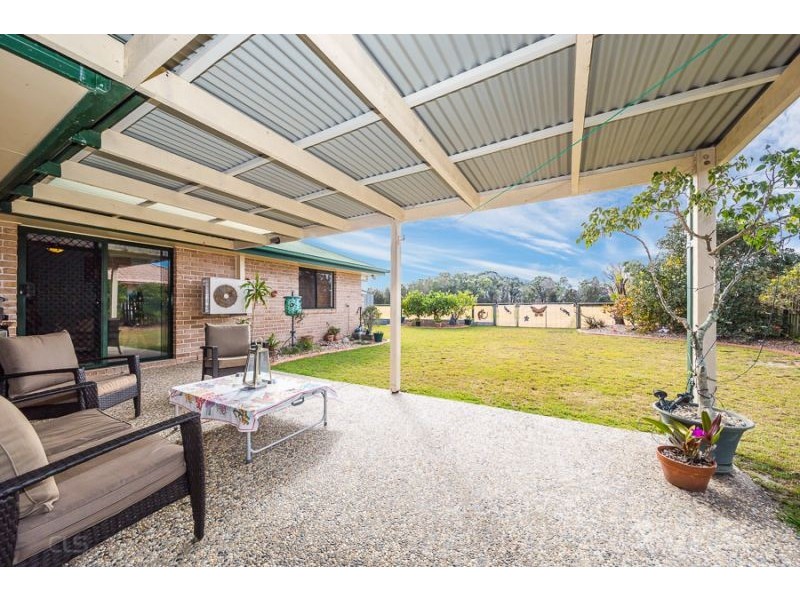 70 Protea Dr, Bongaree QLD 4507