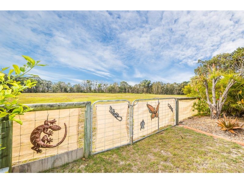 70 Protea Dr, Bongaree QLD 4507