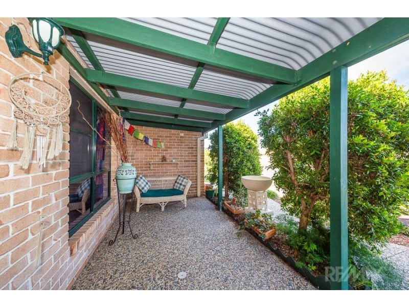 70 Protea Dr, Bongaree QLD 4507
