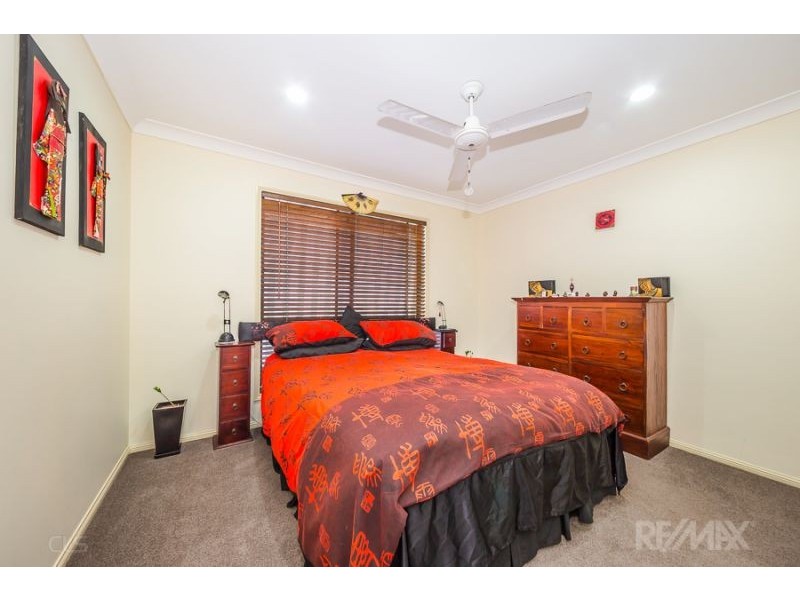 70 Protea Dr, Bongaree QLD 4507