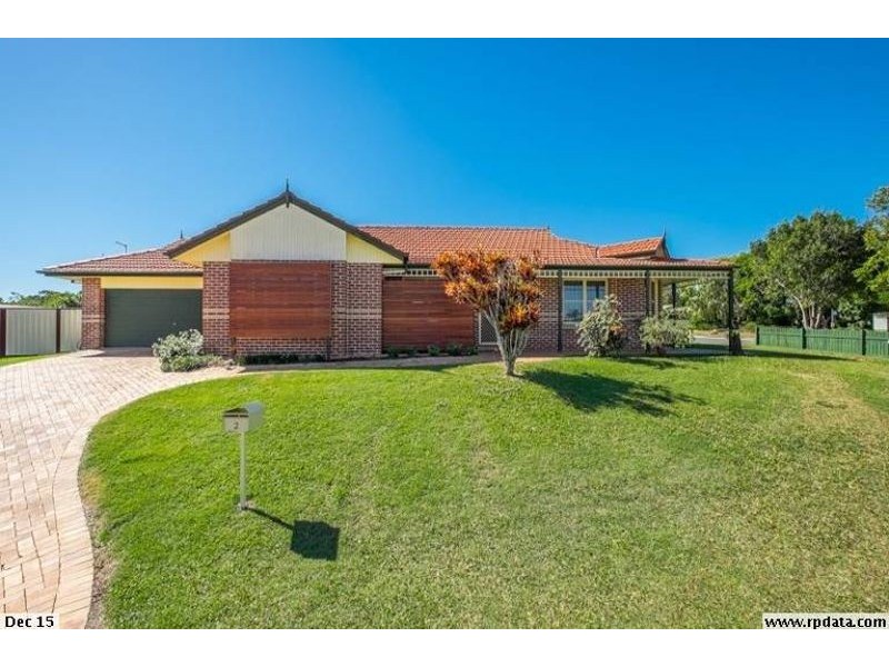 2 Trent Ct, Sandstone Point QLD 4511
