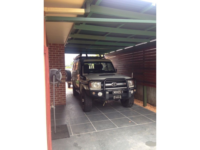 2 Trent Ct, Sandstone Point QLD 4511